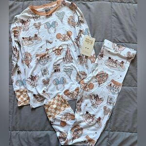LAST CHANCE* Disney park theme inspired pajamas (bamboo) 7/8 kids